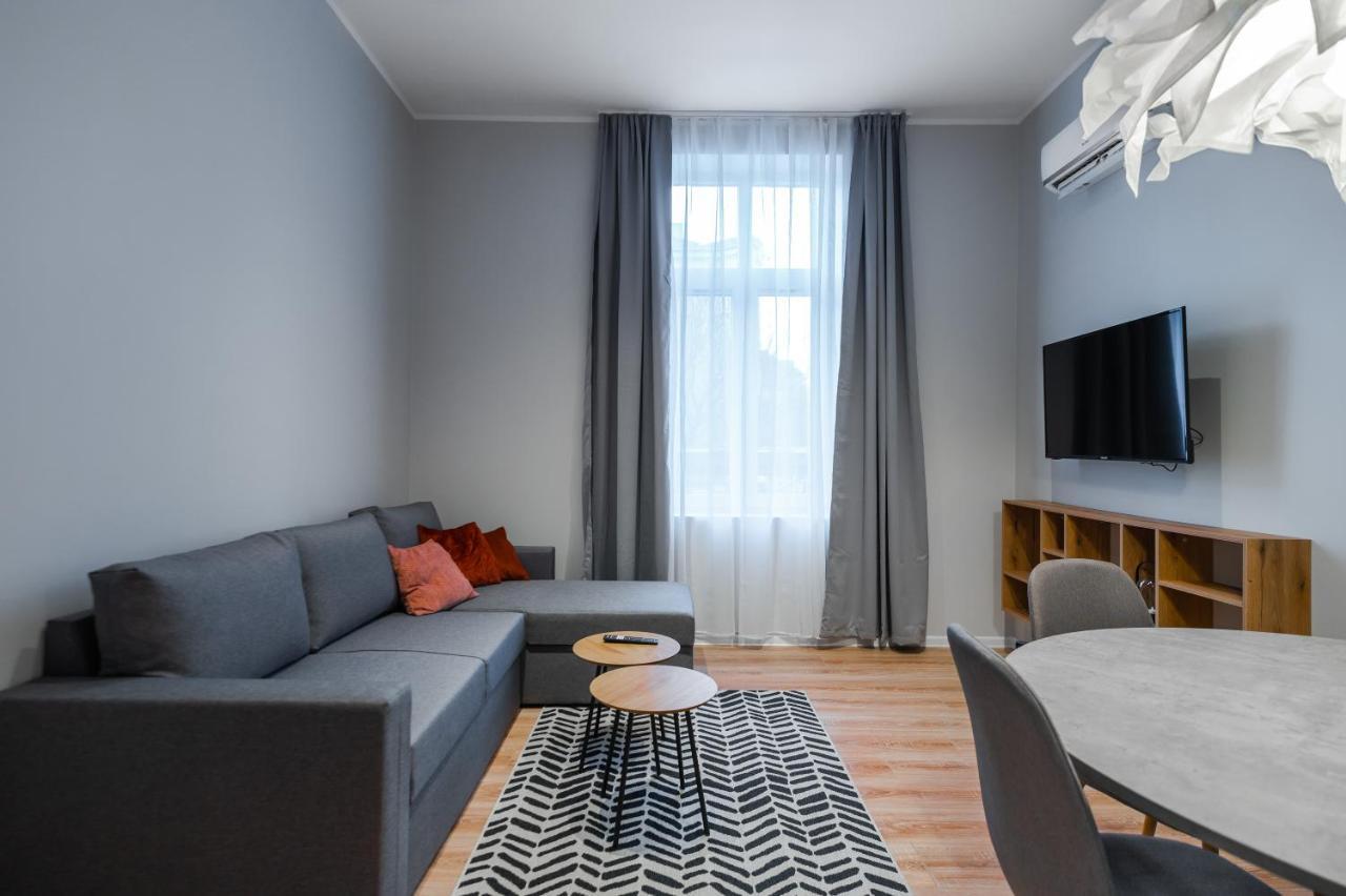New Black & White - 2Bdr Apartment With Balcony Σόφια Εξωτερικό φωτογραφία