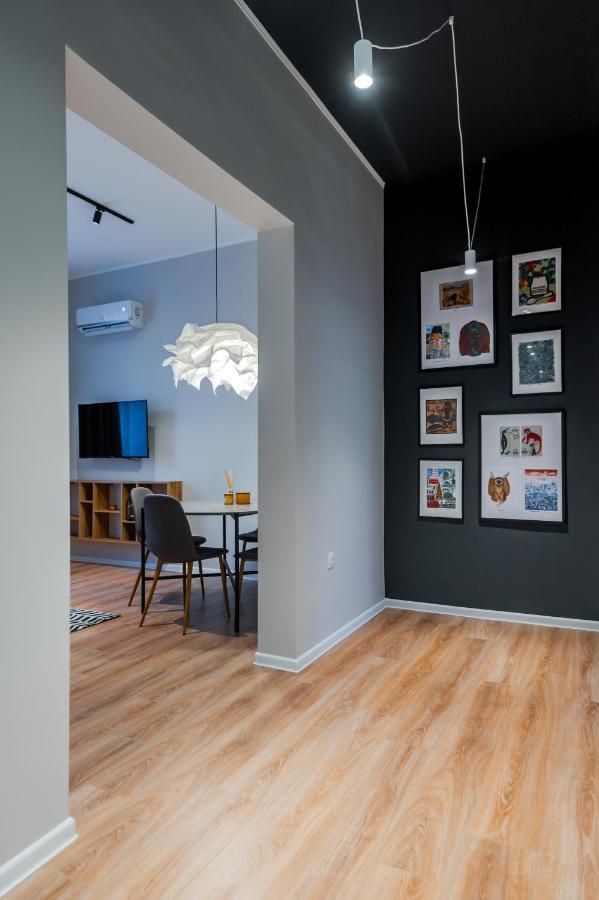 New Black & White - 2Bdr Apartment With Balcony Σόφια Εξωτερικό φωτογραφία